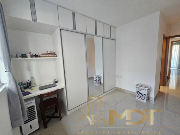 Imagem Casa com 2 Quartos à Venda, 77 m² em Mantiqueira - Belo Horizonte