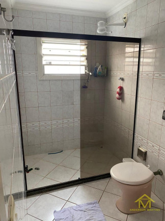 Imagem Casa com 5 Quartos à Venda, 200 m² em Centro - Vila Velha