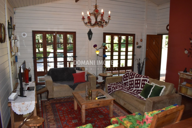 Imagem Casa com 4 Quartos à Venda, 190 m² em Região Do Alto Da Boa Vista - Campos Do Jordão