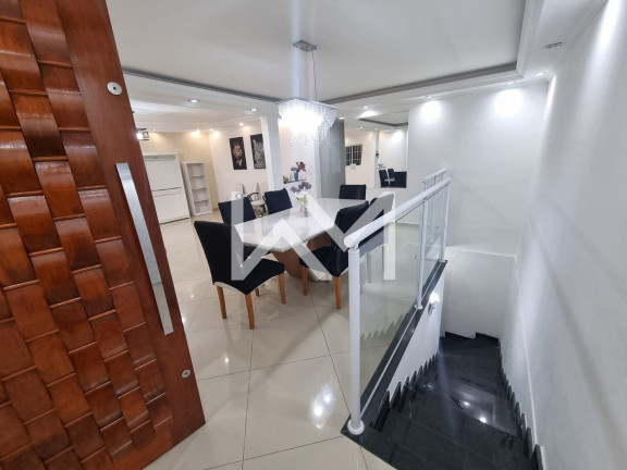 Imagem Sobrado com 5 Quartos à Venda, 450 m² em Jardim Adriana - Guarulhos Imagem Sobrado com 5 Quartos à Venda, 450 m² em Jardim Adriana - Guarulhos