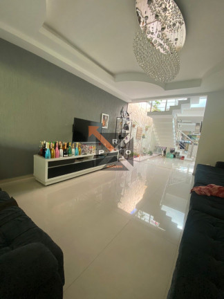 Imagem Casa com 4 Quartos à Venda, 220 m² em Mooca - São Paulo Imagem Casa com 4 Quartos à Venda, 220 m² em Mooca - São Paulo