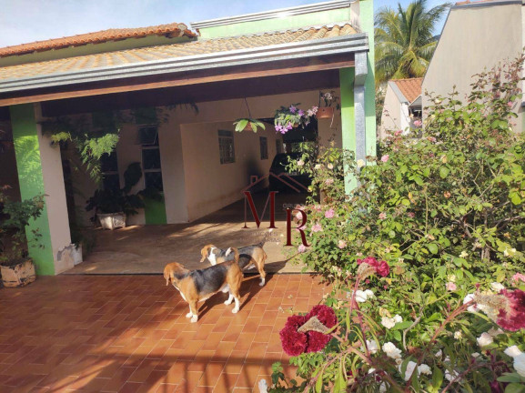 Imagem Casa com 3 Quartos à Venda, 170 m² em Centro - Valentim Gentil