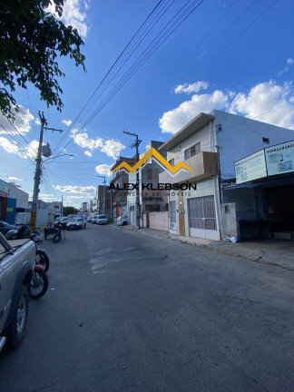 Imagem Apartamento com 2 Quartos para Alugar,  em Divinópolis - Caruaru