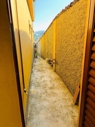 Imagem Casa com 2 Quartos à Venda, 350 m² em Pio Xii - São João Del Rei