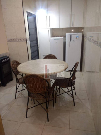 Imagem Casa com 3 Quartos à Venda, 202 m² em Vila Nova Conceição - São Paulo