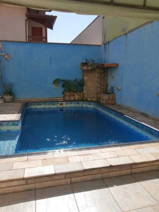 Imagem Casa com 3 Quartos à Venda, 220 m² em Roncáglia - Valinhos