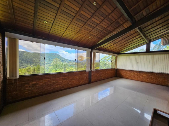 Imagem Casa com 4 Quartos à Venda, 202 m² em Parque Do Imbui - Teresópolis