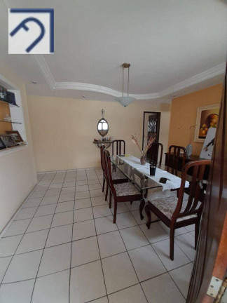Imagem Casa com 4 Quartos à Venda, 257 m² em Lagoa Nova - Natal
