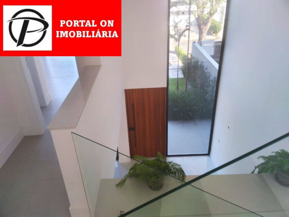 Imagem Casa com 4 Quartos à Venda, 280 m² em Barra Da Tijuca - Rio De Janeiro Imagem Casa com 4 Quartos à Venda, 280 m² em Barra Da Tijuca - Rio De Janeiro