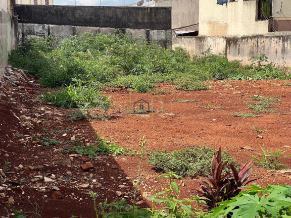 Imagem Terreno à Venda, 660 m² em Centro - Londrina Imagem Terreno à Venda, 660 m² em Centro - Londrina