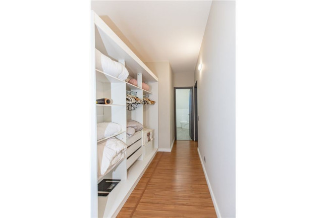 Imagem Casa com 4 Quartos à Venda,  em Jardim Guedala - São Paulo