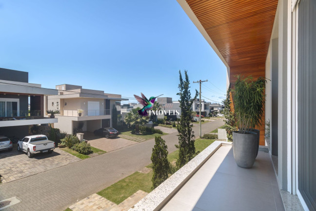 Imagem Casa de Condomínio com 4 Quartos à Venda, 260 m² em Centenário - Torres