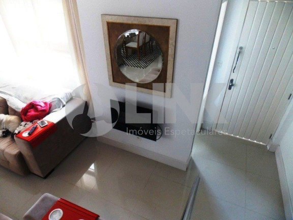 Imagem Casa com 3 Quartos à Venda, 183 m² em Jardim Itu - Porto Alegre Imagem Casa com 3 Quartos à Venda, 183 m² em Jardim Itu - Porto Alegre