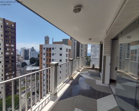 Imóvel com 4 Quartos à Venda, 260 m² em Canela - Salvador