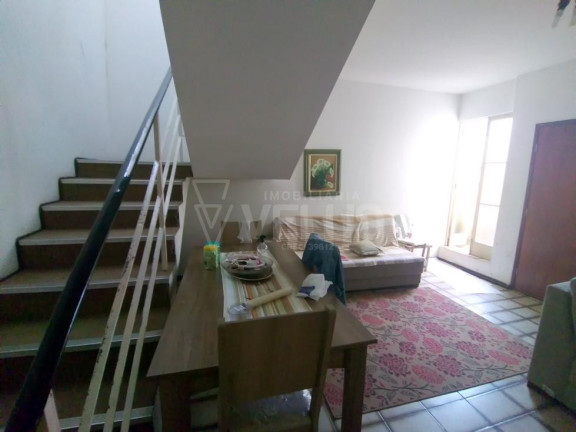 Imagem Casa com 2 Quartos à Venda, 200 m² em Centro - Itapetininga Imagem Casa com 2 Quartos à Venda, 200 m² em Centro - Itapetininga