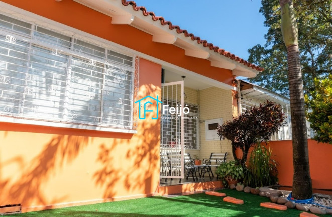 Imagem Casa com 3 Quartos à Venda, 197 m² em Teresópolis - Porto Alegre Imagem Casa com 3 Quartos à Venda, 197 m² em Teresópolis - Porto Alegre