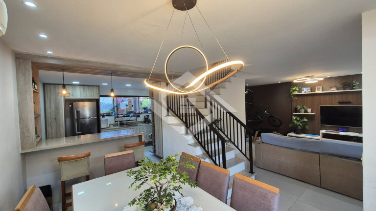 Casa com 3 Quartos à Venda, 160 m² em Vargem Grande - Rio De Janeiro