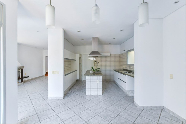 Imagem Casa com 4 Quartos à Venda, em Vila Inah - São Paulo Imagem Casa com 4 Quartos à Venda, em Vila Inah - São Paulo