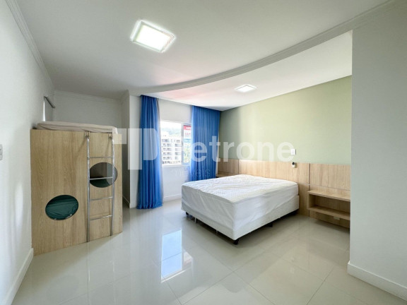 Imagem Imóvel com 4 Quartos à Venda, 248 m² em Palmas - Governador Celso Ramos