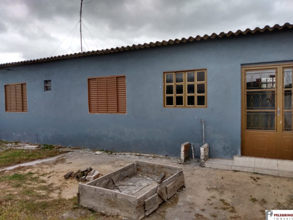 Casa com 4 Quartos à Venda, 165 m² em Balneário Rebello - Tapes