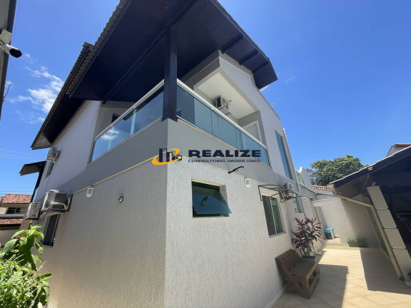 Imagem Casa com 3 Quartos à Venda, 360 m² em Parque Turf Club - Campos Dos Goytacazes Imagem Casa com 3 Quartos à Venda, 360 m² em Parque Turf Club - Campos Dos Goytacazes