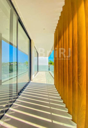 Imagem Casa com 5 Quartos à Venda, 600 m² em Barra Da Tijuca - Rio De Janeiro Imagem Casa com 5 Quartos à Venda, 600 m² em Barra Da Tijuca - Rio De Janeiro