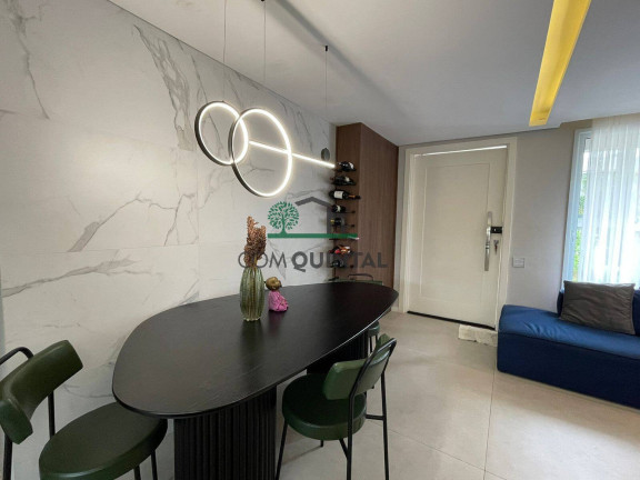 Imagem Casa com 4 Quartos à Venda, 179 m² em Granja Viana - Cotia Imagem Casa com 4 Quartos à Venda, 179 m² em Granja Viana - Cotia