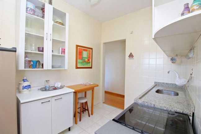 Imagem Apartamento com 2 Quartos à Venda, 71 m² em São João - Porto Alegre