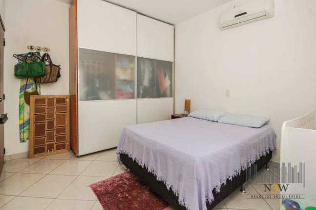 Imagem Sobrado com 3 Quartos à Venda ou Locação, 180 m² em Vila Hamburguesa - São Paulo