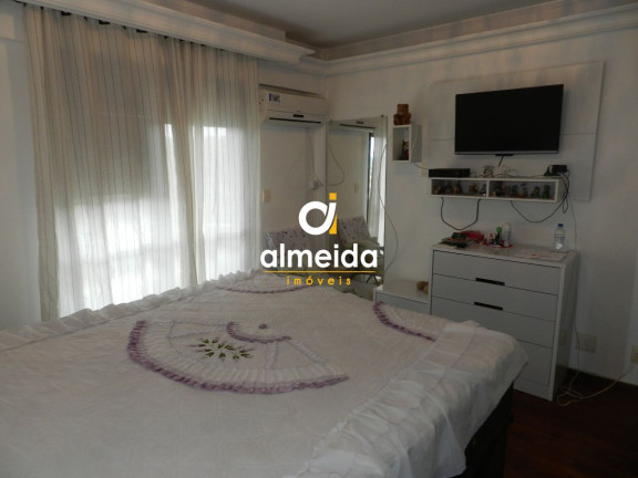 Imagem Apartamento com 3 Quartos à Venda, 178 m² em Nossa Senhora Medianeira - Santa Maria