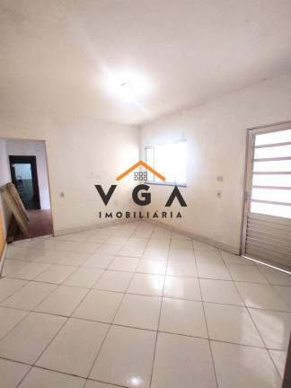 Imagem Casa com 5 Quartos à Venda, 220 m² em Jardim Helena - Ferraz De Vasconcelos