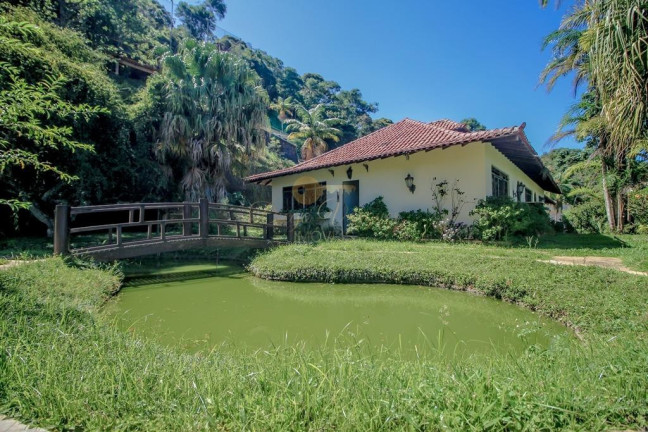 Imagem Casa com 4 Quartos à Venda, 228 m² em Quinta Da Barra - Teresópolis Imagem Casa com 4 Quartos à Venda, 228 m² em Quinta Da Barra - Teresópolis