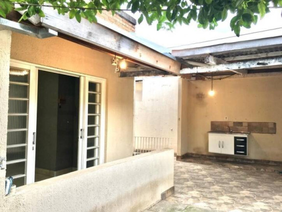 Imagem Casa com 4 Quartos à Venda, 210 m² em Parque São Luís - Taubaté