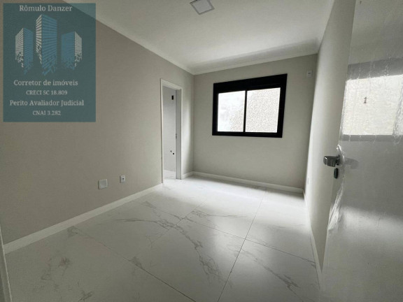 Imagem Casa com 3 Quartos à Venda, 115 m² em Rio Vermelho - Florianópolis Imagem Casa com 3 Quartos à Venda, 115 m² em Rio Vermelho - Florianópolis