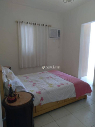 Imagem Casa com 5 Quartos à Venda, 274 m² em Embaré - Santos Imagem Casa com 5 Quartos à Venda, 274 m² em Embaré - Santos
