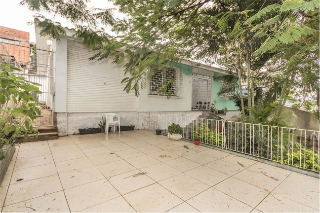 Imagem Casa com 4 Quartos à Venda, 201 m² em Santa Tereza - Porto Alegre