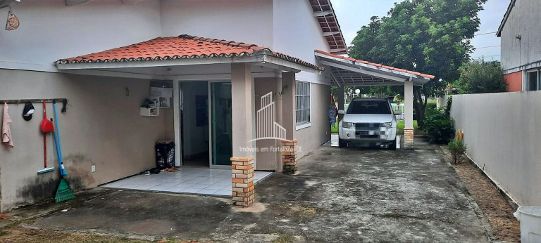 Imagem Casa de Condomínio com 3 Quartos à Venda, 130 m² em Centro - Aquiraz