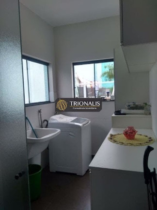 Imagem Casa com 3 Quartos à Venda, 330 m² em Vila Santista - Atibaia Imagem Casa com 3 Quartos à Venda, 330 m² em Vila Santista - Atibaia