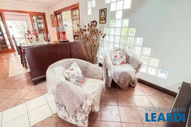 Imagem Sobrado com 3 Quartos à Venda, 338 m² em Campestre - Santo André