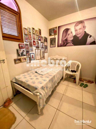 Imagem Casa com 3 Quartos à Venda, 230 m² em Cidade Dos Funcionários - Fortaleza