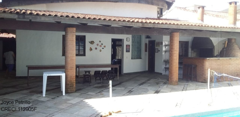 Imagem Sobrado com 7 Quartos à Venda, 300 m² em São José - Peruíbe