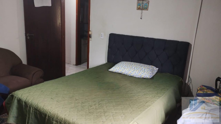 Imagem Casa com 2 Quartos à Venda, 120 m² em Xaxim - Curitiba Imagem Casa com 2 Quartos à Venda, 120 m² em Xaxim - Curitiba