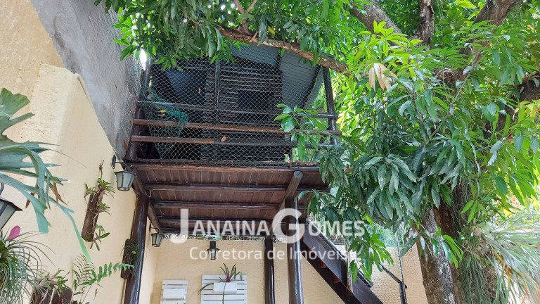 Imagem Casa com 4 Quartos à Venda, 300 m² em São Francisco - Niterói Imagem Casa com 4 Quartos à Venda, 300 m² em São Francisco - Niterói