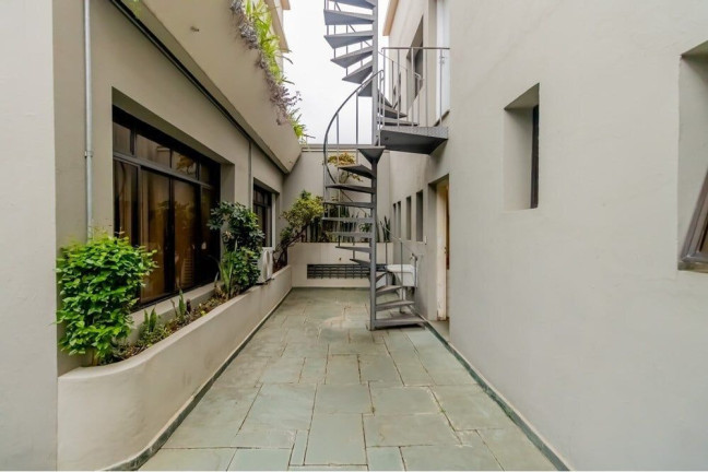 Imagem Casa com 10 Quartos à Venda, 444 m² em Mirandópolis - São Paulo