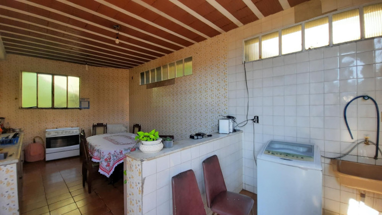 Imagem Casa com 4 Quartos à Venda, 235 m² em Barreiro - Belo Horizonte