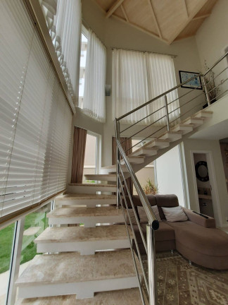 Imagem Casa com 4 Quartos para Temporada, 222 m² em Bombas - Bombinhas