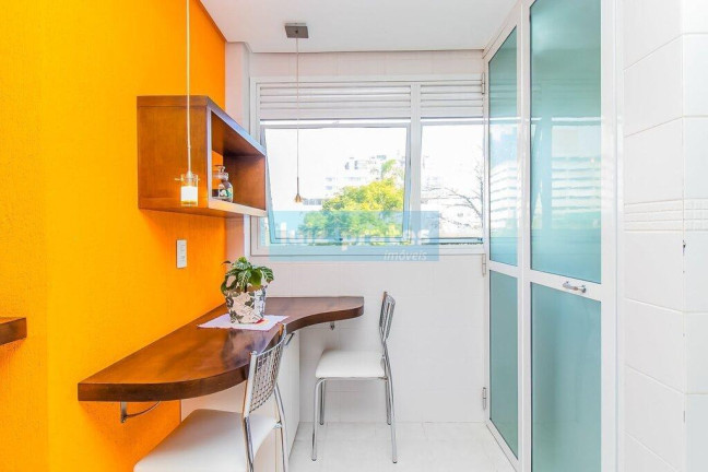 Imagem Apartamento com 3 Quartos à Venda, 95 m² em Menino Deus - Porto Alegre