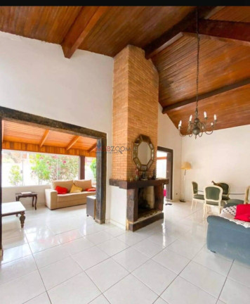 Casa à Venda, 257 m² em Retiro Das Fontes - Atibaia