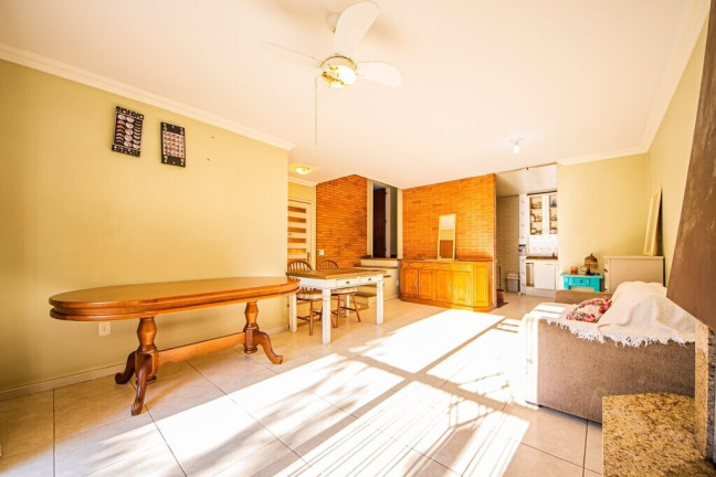 Imagem Casa com 3 Quartos à Venda, 122 m² em Cristo Redentor - Porto Alegre Imagem Casa com 3 Quartos à Venda, 122 m² em Cristo Redentor - Porto Alegre