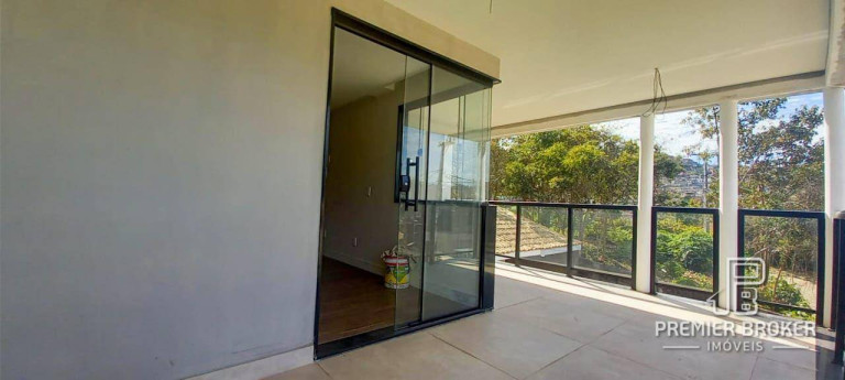 Imagem Casa com 5 Quartos à Venda, 410 m² em Golfe - Teresópolis